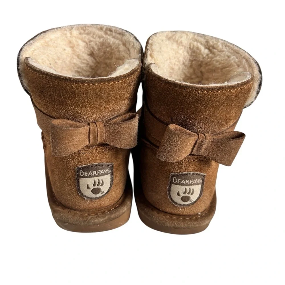 BearPaw cozy durable